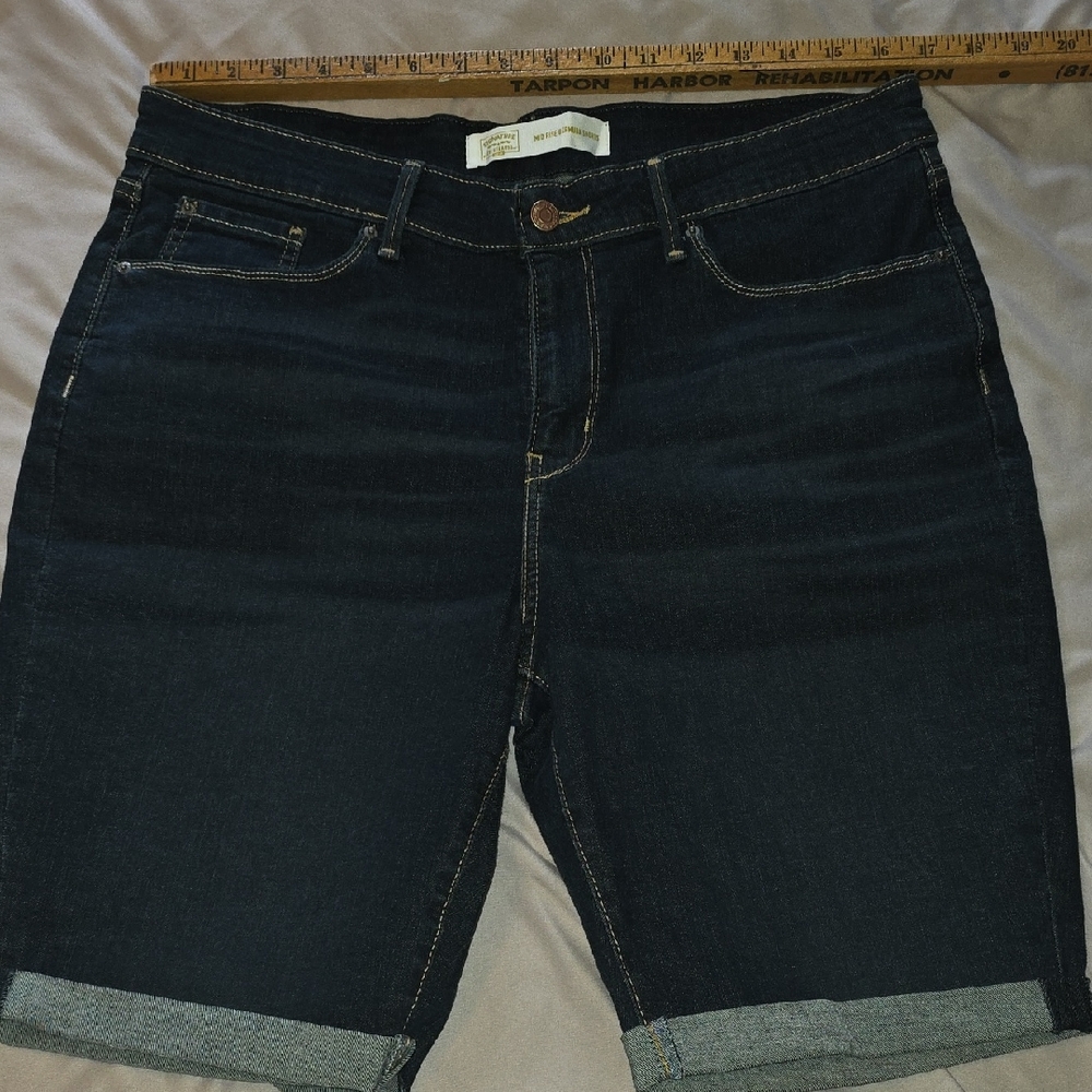 Signature Levi Strauss Mid Rise Bermuda Shorts
